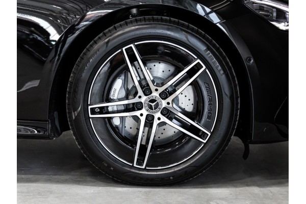 2026 Mercedes-Benz E-Класс E 300 4MATIC AMG Line