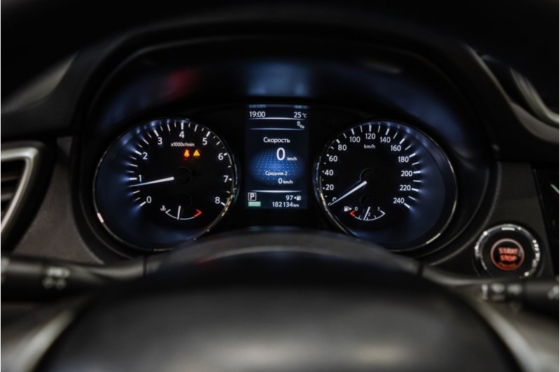 2017 Nissan Qashqai SE+