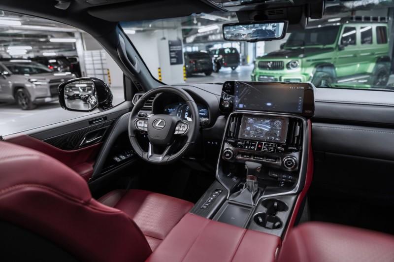 Lexus LX Luxury - 2026