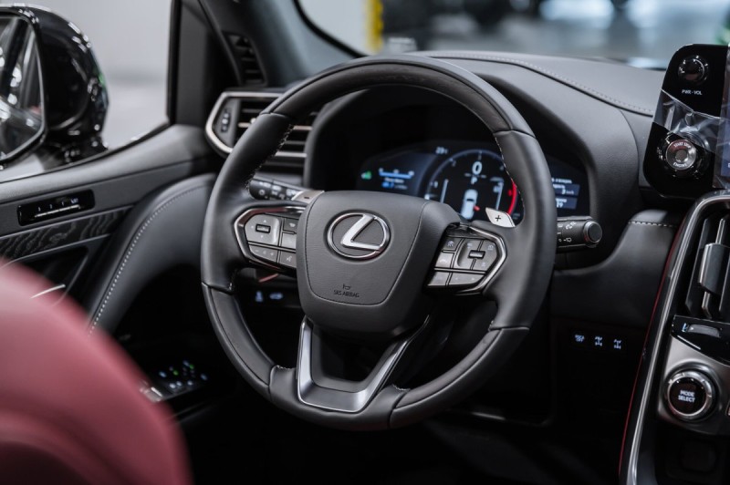 2026 Lexus LX Luxury