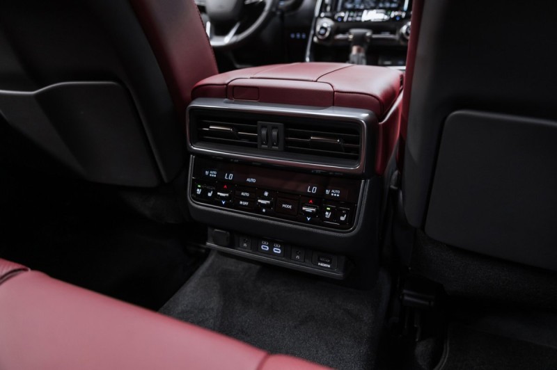 2026 Lexus LX Luxury
