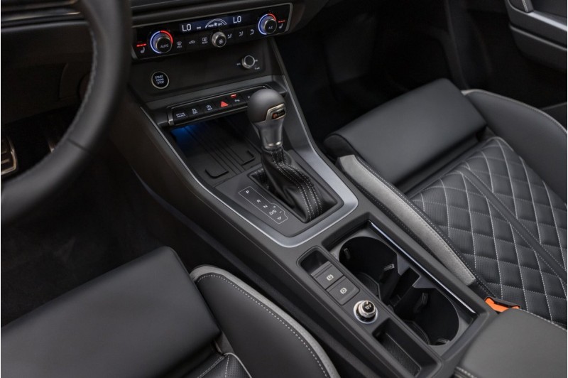Audi Q3 45 TFSI Fashionable dynamic - 2026