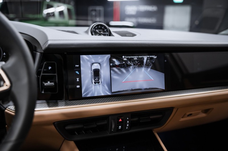 2026 Porsche Cayenne Coupé