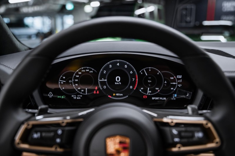 2026 Porsche Cayenne Coupé