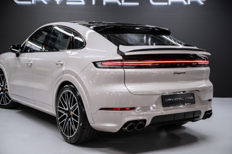 2026 Porsche Cayenne Coupé