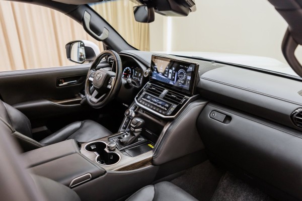 2021 Toyota Land Cruiser Комфорт+
