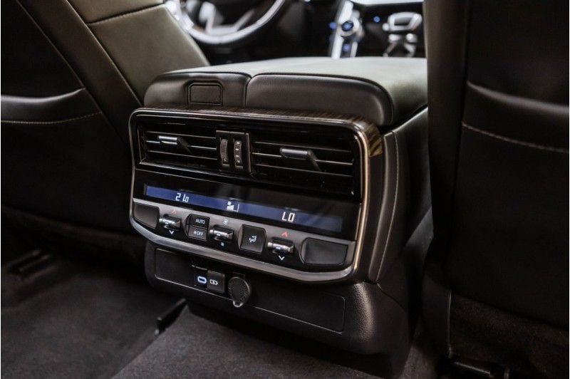 2021 Toyota Land Cruiser Комфорт+