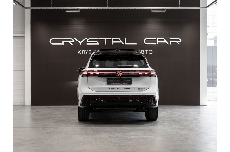 2026 Volkswagen Tiguan R-Line Premium