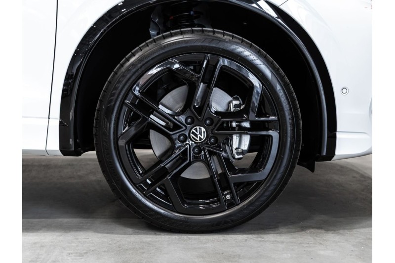 2026 Volkswagen Tiguan R-Line Premium