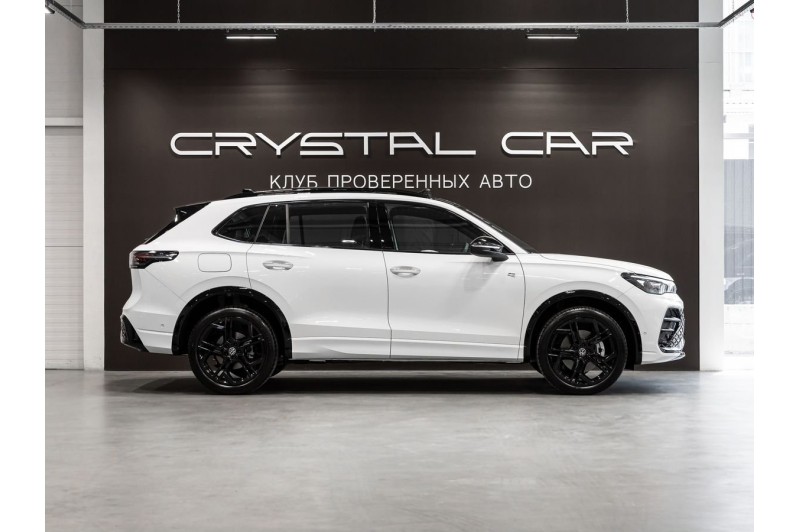 2026 Volkswagen Tiguan R-Line Premium