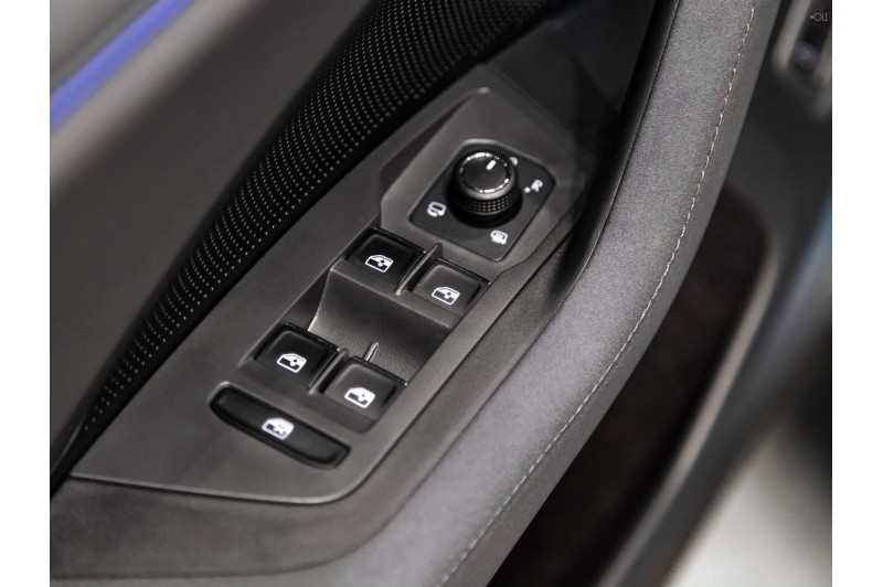 2026 Volkswagen Tiguan R-Line Premium