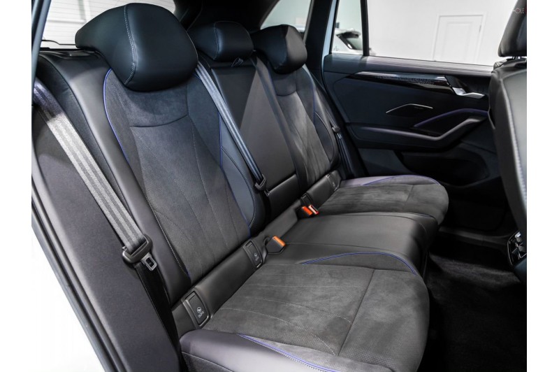 2026 Volkswagen Tiguan R-Line Premium