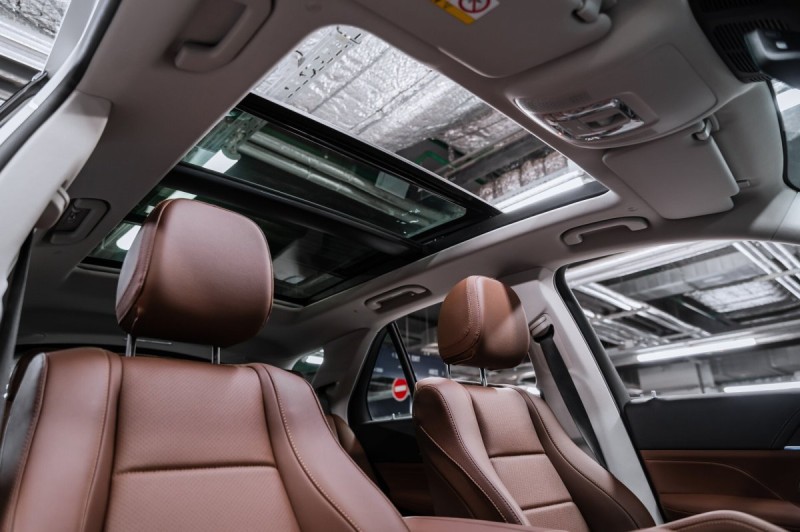 Mercedes-Benz GLE 300 d 4MATIC Premium - 2025