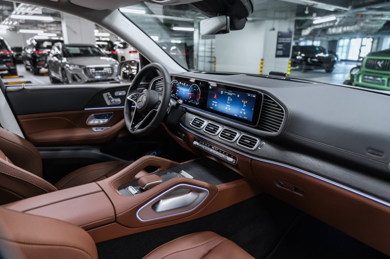 Mercedes-Benz GLE 300 d 4MATIC Premium - 2025