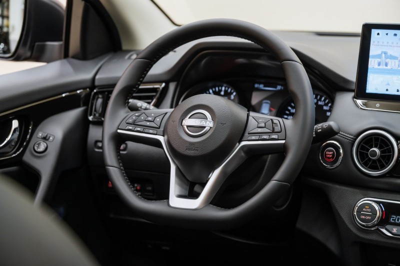 Nissan Qashqai Leading - 2025