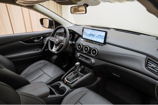 Nissan Qashqai II Рестайлинг 2 Leading - 2025