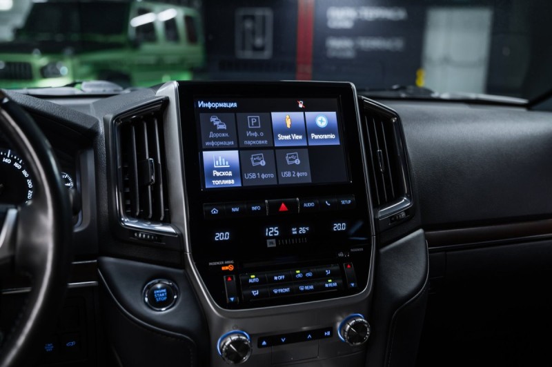 Toyota Land Cruiser Executive Lounge - 2020