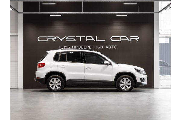Volkswagen Tiguan I Рестайлинг Trend&Fun - 2012