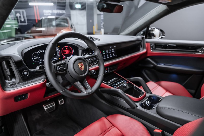 Porsche Cayenne Coupe GTS GTS - 2025