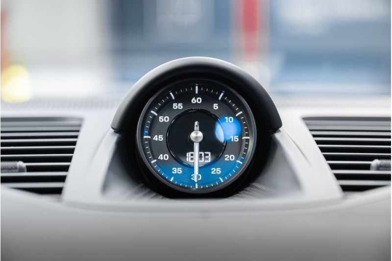 Porsche Panamera 4 972 — 2025