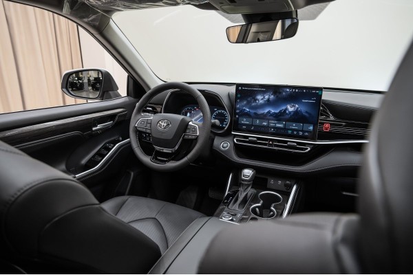 Toyota Highlander IV (2019—2026) Supreme - 2026