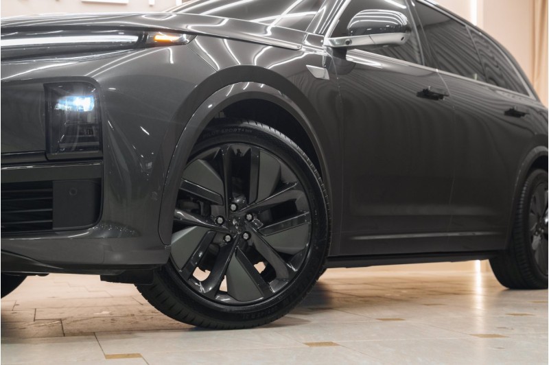 Li Auto L7 Ультра - 2025