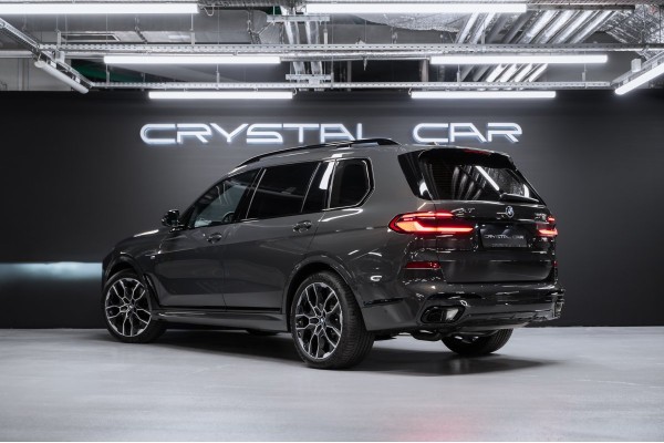 BMW X7 G07 рестайлинг (2022—2026) M Sport Pro - 2026