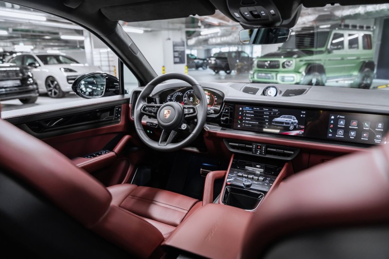 Porsche Cayenne - 2026