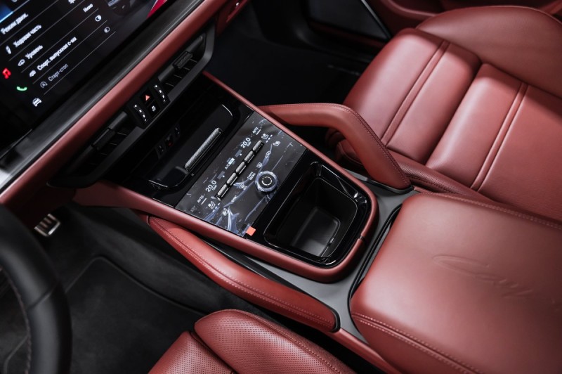 Porsche Cayenne - 2026