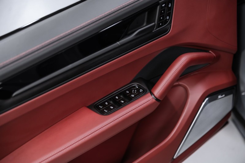 Porsche Cayenne - 2026