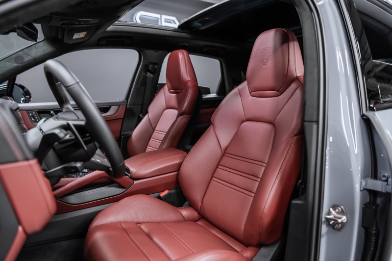 Porsche Cayenne - 2026
