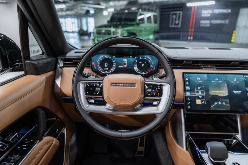 Land Rover Range Rover P400 - 2026