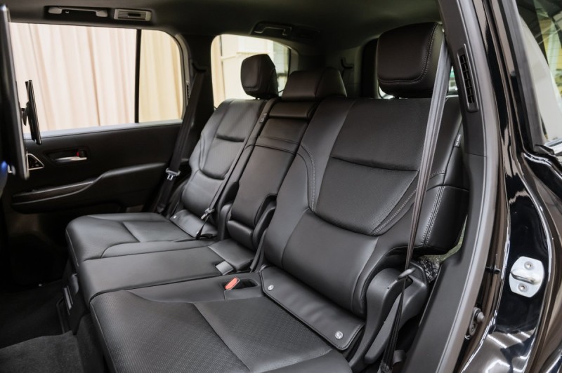 Toyota Land Cruiser Premium - 2026