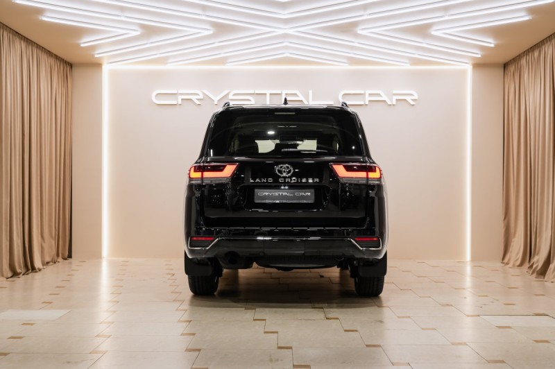 Toyota Land Cruiser Premium - 2026