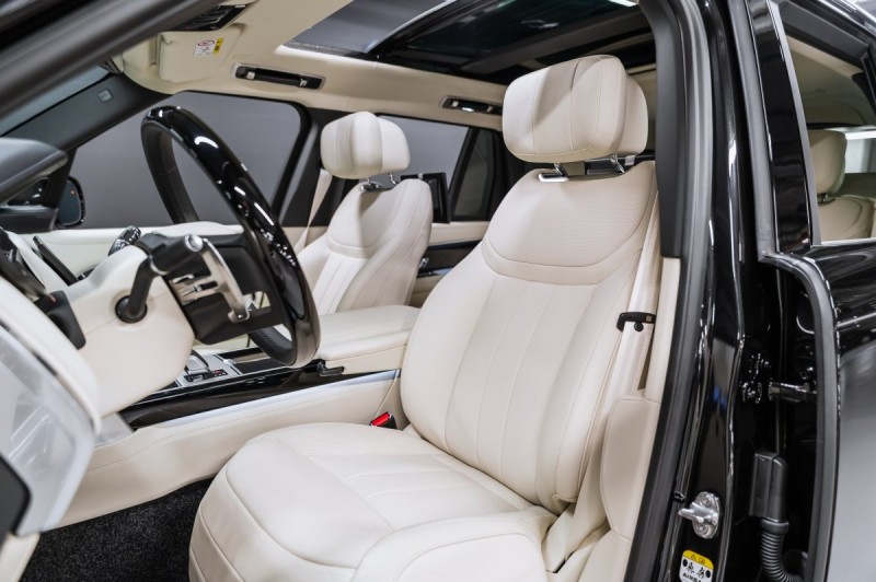 Land Rover Range Rover D350 - 2026