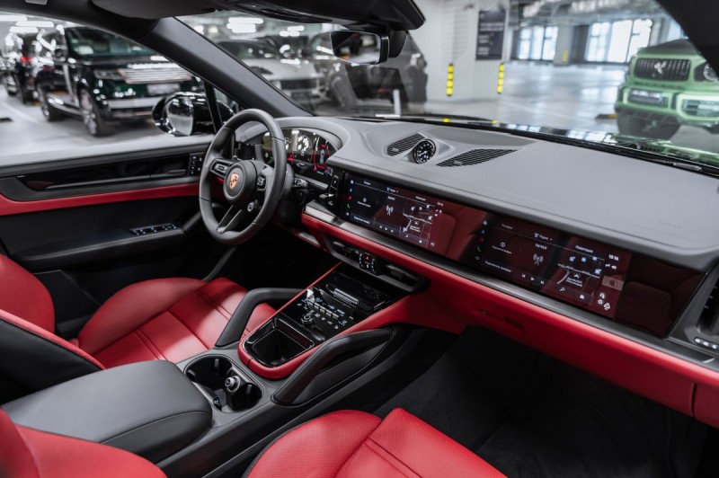 Porsche Cayenne - 2026