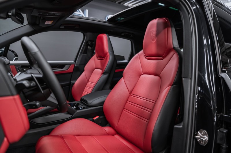 Porsche Cayenne - 2026