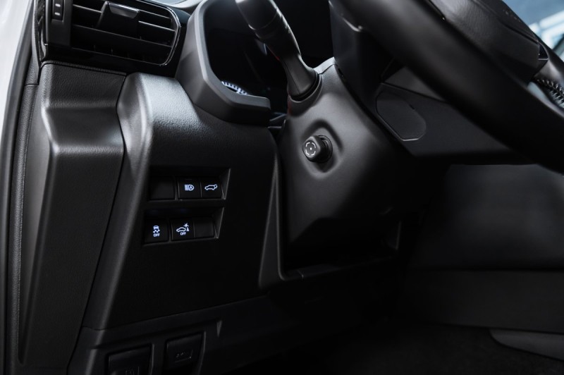 Toyota Land Cruiser 300 — 2024