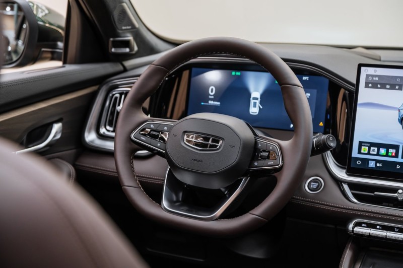 Geely Xingyue L Full Moon - 2026