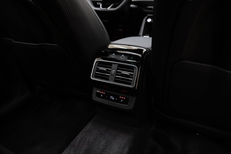 Audi Q5L GU — 2026