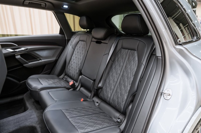 Audi Q5L GU — 2026