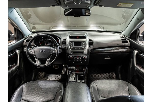 Kia Sorento II Рестайлинг Comfort - 2013