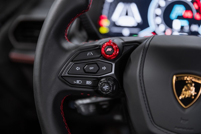 Lamborghini Revuelto I — 2025