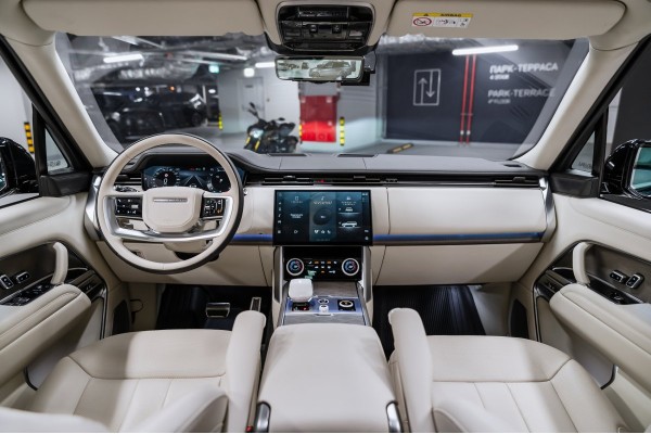 Land Rover Range Rover V (2021—2026) SV L - 2022