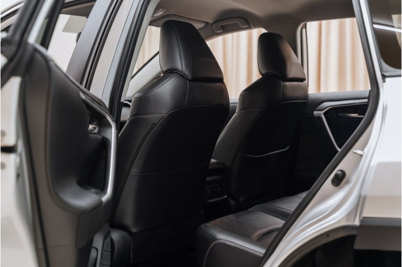 Toyota RAV4 Престиж - 2020