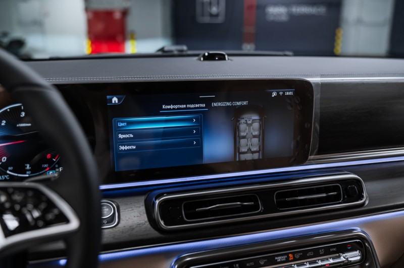 Mercedes-Benz V-класс 300dL - 2026