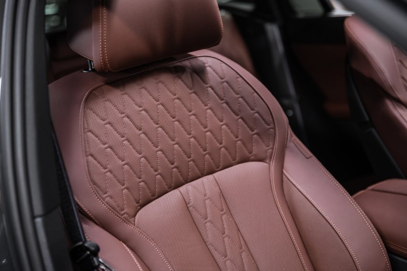 BMW X6 40d - 2025