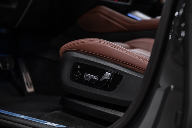 BMW X6 40d - 2025