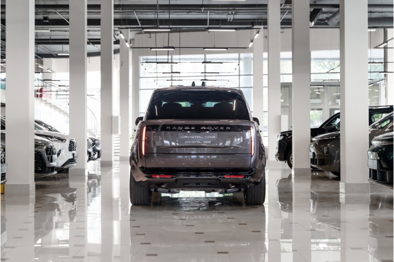 Land Rover Range Rover P400 - 2026