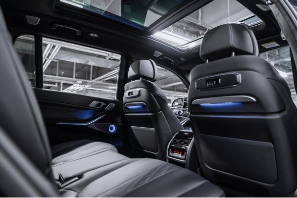 BMW X7 G07 рестайлинг (2022—2026) M Sport Pro - 2026